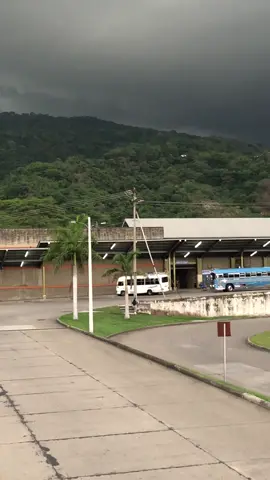 #paratiiiiiiiiiiiiiiiiiiiiiiiiiiiiiii @Alexander Bernardes @Buses De Honduras 504📸🇭🇳 @❄️nicøll🐇 