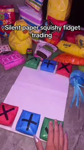 Did you all see the jumbo needoh tradeee #papersquishies #fidgettrading #papersquishy #needoh #fyp 