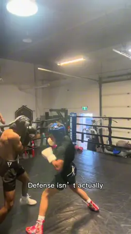 If you keep getting hit and don’t know why, that’s exactly what I help fighters solve. Link in bio.#amateurboxing #amateurboxer #proboxer #eliteboxing #usaboxing  
