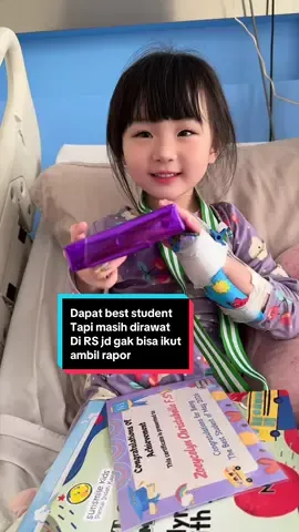 Zoey dapat best student tapi gak bisa ikut ambil rapor krn masih dirawat di RS #terbaru #juarasantap #ngakak #lucu #unboxing 