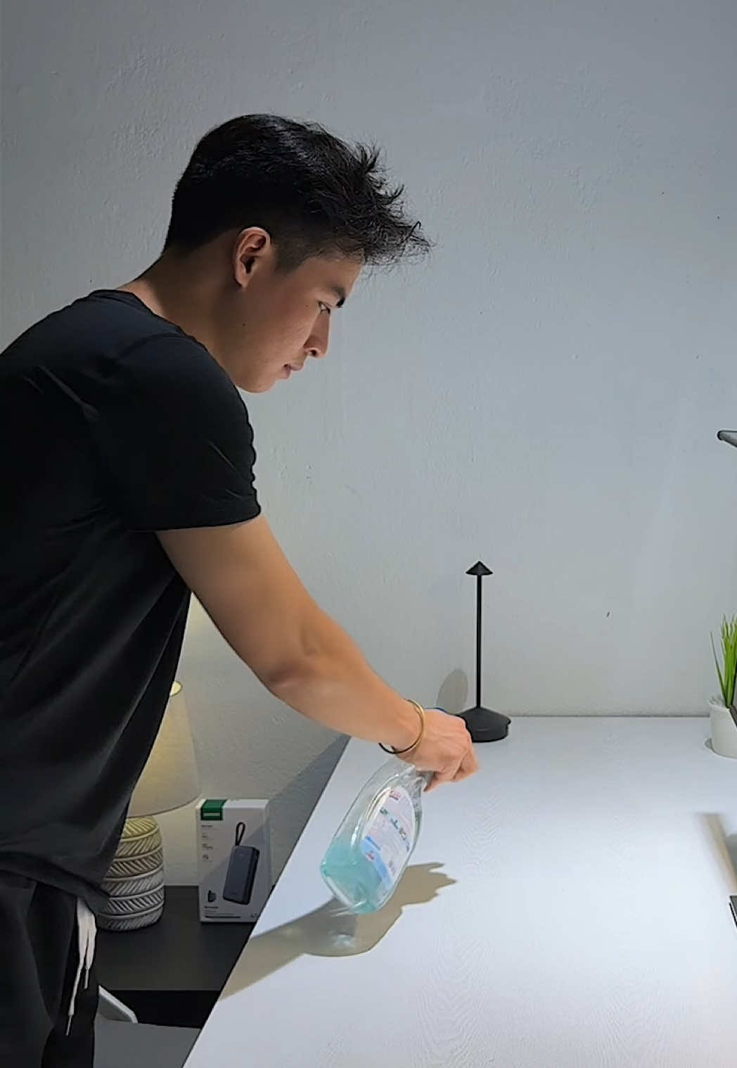 Không đạp xe thì làm gì, đây cũng là trạng thái thư giãn vào ngày nghỉ cuối tuần cùng unbox sạc dự phòng 45W của @UGREEN Vietnam Shop #cleaning #morningroutine #ugreenvietnam #desksetup #xuhuong 