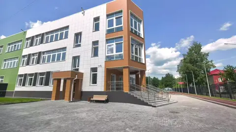 #Россия #междуреченск #кузбасс #мбоусош2 #новаяшкола  Видео взято из канала новостей