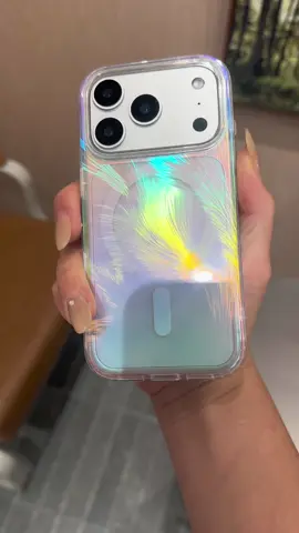 Hook/Caption: Beautiful AND functional. The magnetic suction on this holographic case is crazy strong. 🔋 Protection + aesthetics in one.