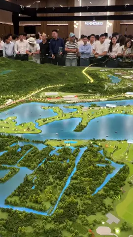 Đã có sa bàn dự án Vinhomes Global Gate Hạ Long  Quý anh/chị đi xem dự án và sa bàn liên hệ trực tiếp E Mạnh để được hỗ trợ 0986.284.034 