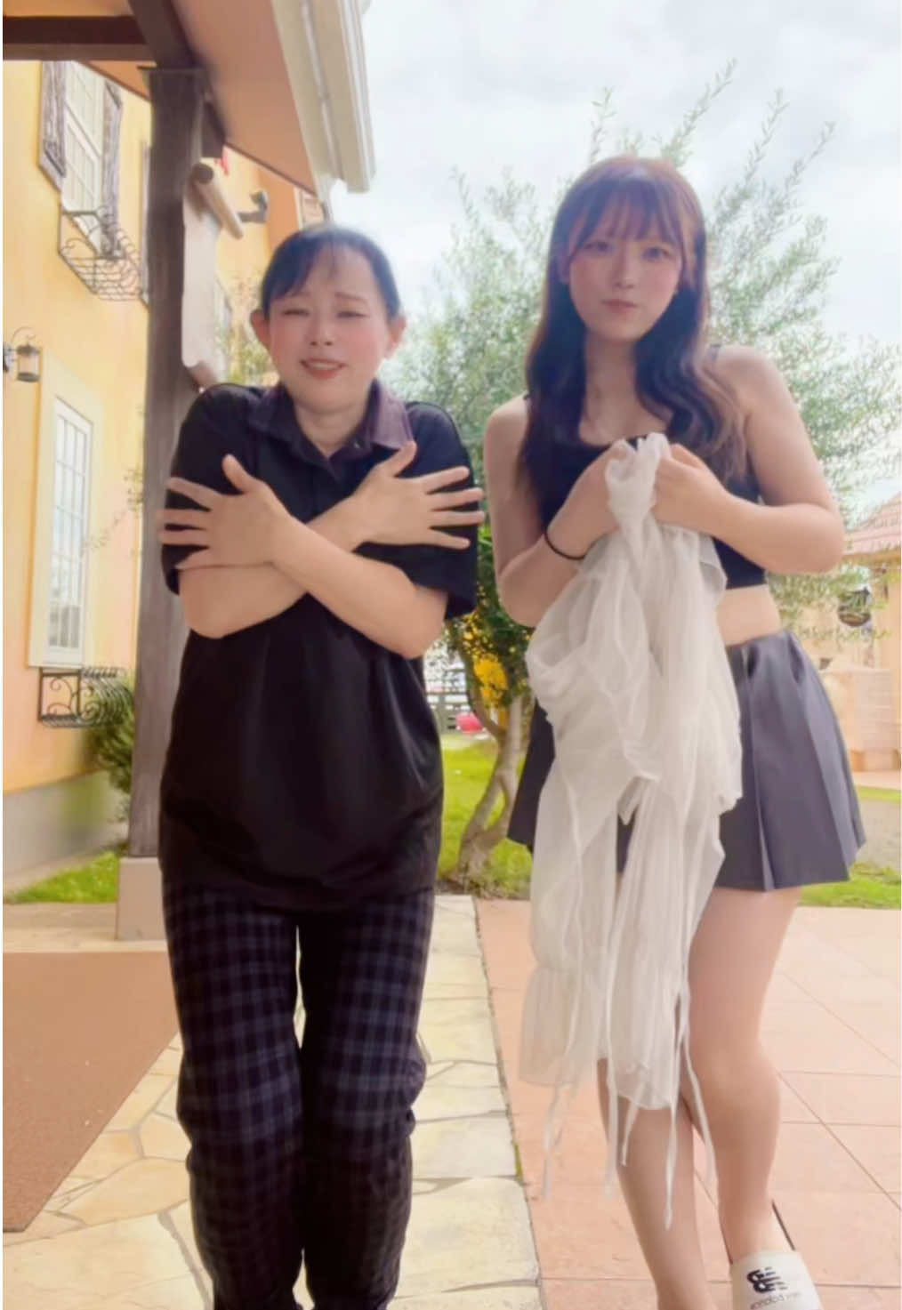 ちょっとやめろよモ〜🐮ちなみにあやはおいしいごはんがあると一直線上だぞ🍙#おすすめ #yfp 
