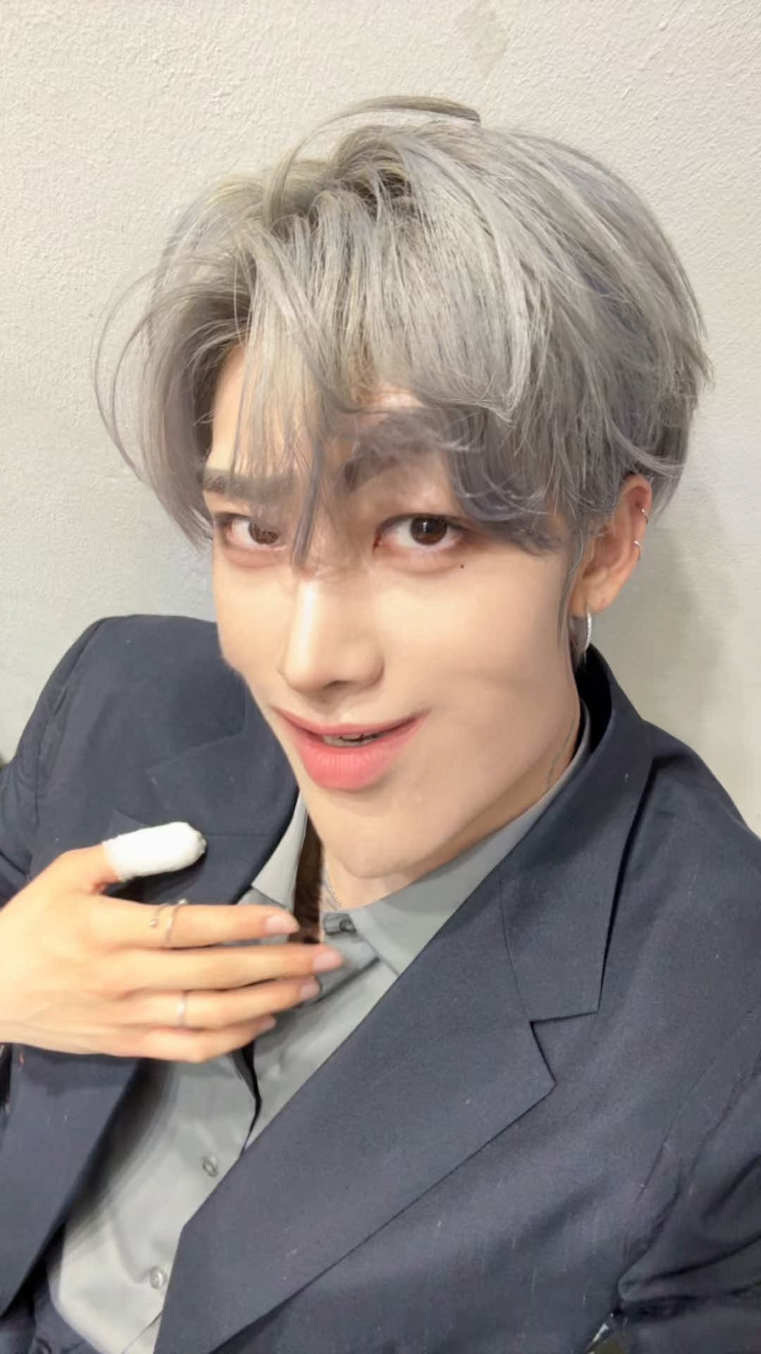 Hello YUJIN 🤨 #AND2BLE #앤더블  #RICKY #HANYUJIN 