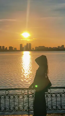 Đã được hoàng hôn săn ✨☀️ #hoanghon #hotay_hanoi 