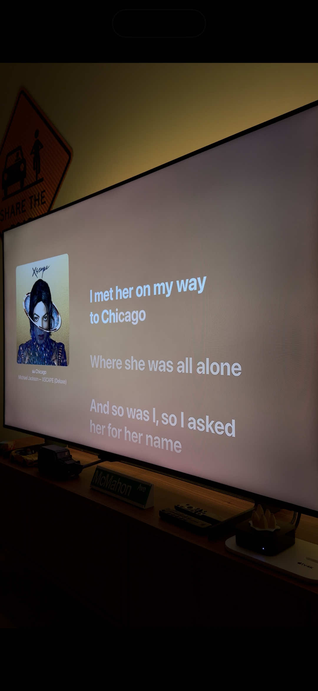 #michaeljackson #chicago #applemusic #lyrics