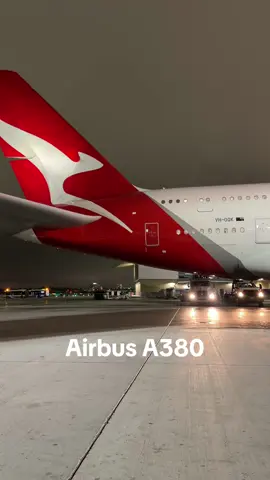 Airbus A380 Qantas #airbusA380 #airplanes #aviation #planes 