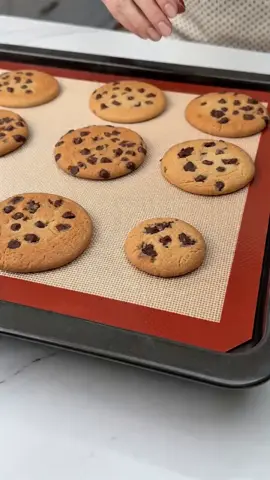 3pcs Non-Stick Silicone Baking Mats, Reusable Dishwasher-Safe Cookie Mats, Easy-To-Clean Surface, Ideal for Baking Various Foods, Bakeware #christmasbaking #usefulkitchenproducts #reusablekitchenproducts #removablehandlecookware #cookingforacrowd #siliconekitchenware #bakingsheets #mommealsmadeeasy #kidsthatcook #homeandkitchen