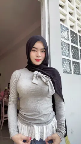 baju super gemass. cantik banget #OOTD #hijabstyle 