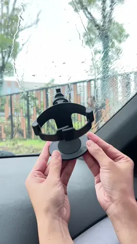 If your car's center console is cluttered with odds and ends, try this air vent cup holder—it’s easy to install and stays stable without wobbling.#Air vent cup holder#Great Car Accessories#Car Accessories