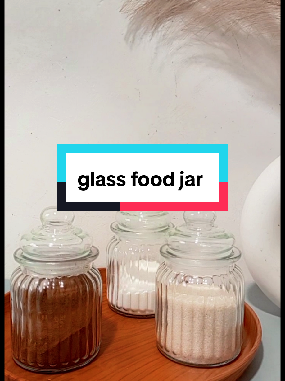 Transform your kitchen & keep food fresh with these elegant glass food jar. #KitchenHacks  #foodstorage  #pantryorganization 