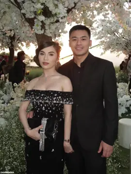 Elina ambil bunga melati Jen, Bismillah tahun depan nikah🥹 [ #elinajoerg #arvinlaurentino #fypシ #fypdongggggggg [ ⚠️ tw: fakebody #pov]
