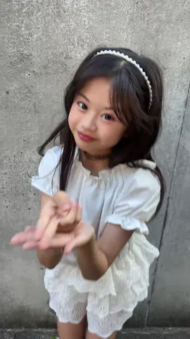 ホワイトコーデどうですか？ #清楚ガール #ホワイトコーデ #親投稿 