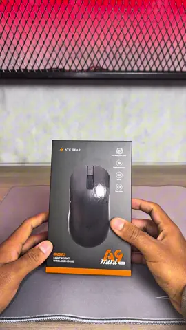 ¡Tamaño mini, rendimiento brutal! 🎮🔥 El ATK A9 Mini Ultimate+ demuestra que no necesitas un mouse gigante para dominar. Equipado con el sensor premium PAW3955 Máster, una respuesta inalámbrica de 8K y latencia cero para que tus reacciones sean instantáneas. Si buscas un agarre perfecto y una tensión de clics ultra directa, este es tu mouse. ​📍 Visítanos en Galería Cyberplaza 2b 125 - 2b 133 y llévate el tuyo antes de que se agoten. ⚡ ​#ATK #A9Mini+ #cyberplaza #paw3955 #8000Hz