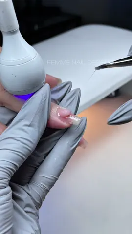 Short square nails created with Dual Forms  Steps: Prep → Primer → Base Gel → Builder Gel to build the structure. The moment the Dual Forms come off and the structure is already in place, you realize how much easier the rest of the service becomes. When you have the right system supporting your skills and technique, everything changes: ✨ Less filing ✨ More control ✨ Cleaner structure from the start ✨ Faster finishing without compromising quality That’s exactly why I choose products designed to support my technique, not work against it. The right tools won’t replace your skill, they enhance it, helping you work with more confidence, precision, and efficiency. Finished with a delicate hand-painted yellow French tip  Confidence doesn’t come from working longer. It comes from knowing exactly how your products will behave every time you pick up your brush. Because when the structure is right from the start, everything else flows effortlessly. Work smarter, not harder. Your hands and your schedule will thank you. 🩷 🩷 Save this for your next set 🩷 Share with a nail tech who loves working smarter, not harder #russianmanicure #dualforms #nailsserbia #nailsgreece #nailsistanbul