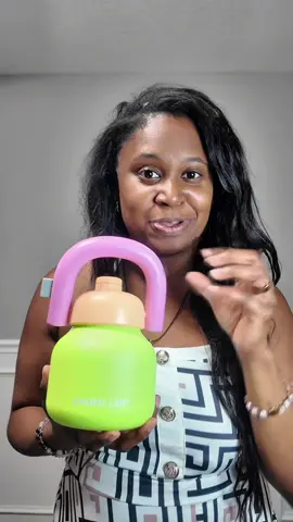 Would you believe me if I told you this is actually a water bottle? 🤣 The kettlebell shape gets me every time, and I still can’t believe it holds 33 ounces. If you love unique finds, this one is worth a look. #WaterBottle #GymEssentials #TikTokShopFinds #HydrationGoals #dealsforyoudays 