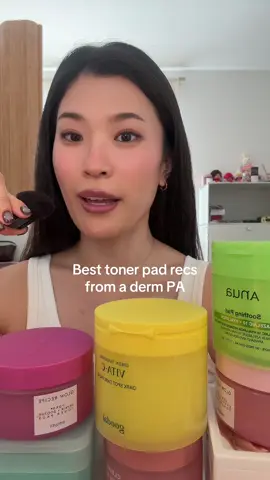 This would be the first step after cleansing. I love toner pads and face mists because I think I hate touching my face 🙃 I especially love these for plane rides!  @MEDIHEAL USA @Glow Recipe @Dr.Althea US @anua_global @House of Hur @goodal USA  #tonerpad #toners #skincareroutine #skincare #koreanskincare 