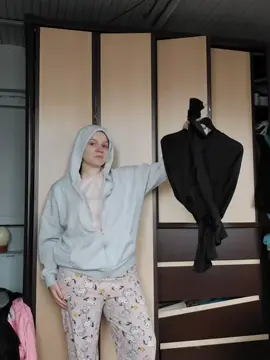 videoyu devam ettirmeyi unuttuğum için arkadaşlarıma attigim videoyla birleştirmek zorunda kaldım b12 sorunu abla#foryou 