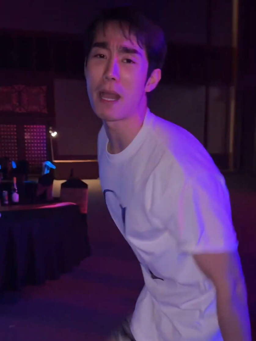 รอดได้เพราะอาชีพ😅😅😅 #GmmtvOuting2026 #fforce_ 