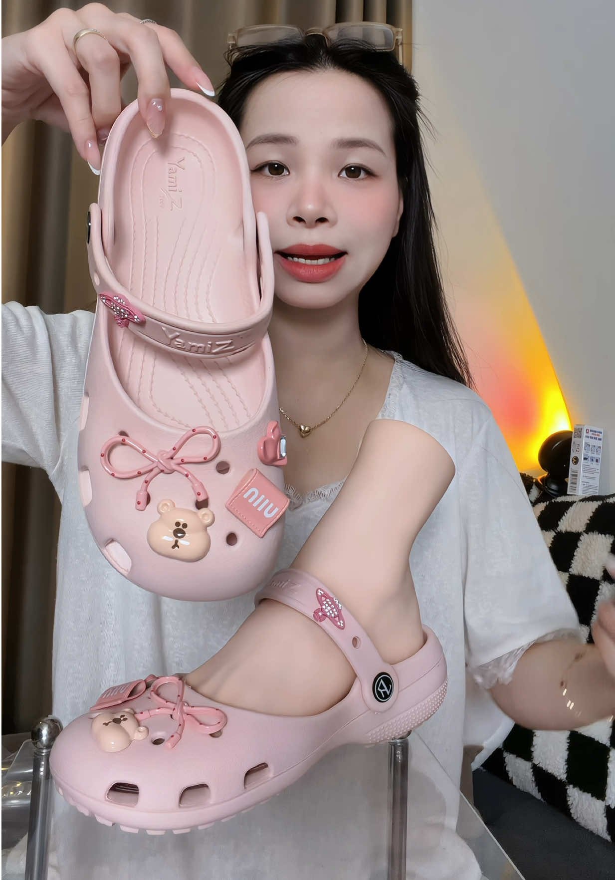 Phom dép ballet gọn chân kèm charm xinh #depnu #depnuthoitrang #depballet #depsuc #muataitiktok 