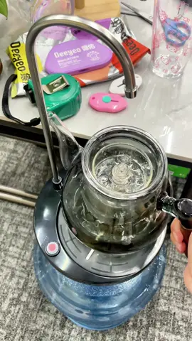 This water dispenser features one-touch dispensing, making drinking water cleaner and healthier! #dispensadordeagua #dispensadoragua #dispensador #dispensadores #fyp