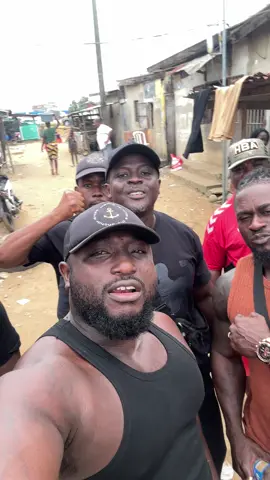 @akach Kone @IFBB PRO Stanislas Komoe @Né Pour Briller 