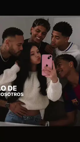 IA para fotos grupales con futbolistas,fotos junto a Bellingham,plantilla para aparecer junto a Neymar,tutorial para tomarte fotos con futbolistas,fotos de fútbol generadas por IA,plantillas de futbolistas en CapCut,mural gigante de ídolos del fútbol,filtro para estar junto a jugadores, richard rios y bellingham y neymar richard rios and jude bellingham kevin álvarez joao felix neymar jr jude bellingham los 4 soccer players lamine yamal and jude bellingham Richard Ríos messi jude neymar and lamine all together ai neymar jr jude bellignam lamime richard richard rios and joao felix richard rios and neymar jude bellingham and neymar jr richard rios and jude bellingham and neymar jude bellingham banters with micah richards bellingham neymar y richard rios #SoccerPlayer#neymar#judebellingham ia para crear imagenes bellingham annoyed bellingham y richard rios richard rios and jude bellingham，tendencia de efectos de futbolistas del Mundial 2026,efecto viral para estar junto a las estrellas del fútbol,nueva tendencia de fotos grupales múltiples con futbolistas IA,reto de fotos junto a futbolistas,reto de tomarte fotos con Neymar y Bellingham,reto de crear tu propio mural gigante del Mundial,reto de fusionar tu foto con las leyendas del fútbol,reto de foto con cuatro estrellas del fútbol,reto IA de fotos con ídolos del fútbol,reto de usar filtros de futbolistas del Mundial,Richard Ríos,Jude Bellingham,Neymar Jr,Lamine Yamal,João Félix,Kevin Álvarez,Messi,cuatro grandes estrellas del fútbol en una sola foto,foto de Richard Ríos y Bellingham,Neymar y Bellingham juntos en la imagen,foto junto a Lamine Yamal,foto de Richard Ríos y Neymar #capcut #capcutpioneer 