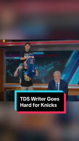Ever wonder who goes wild in the streets of New York after a Knicks championship win? Daily Show writers, that's who #DailyShow #Knicks #NYC 