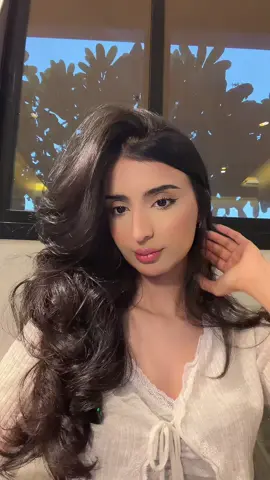 اعتقد كذا وريتكم كل شي سألتوني عنه 😘💕💕 الميكب من @UGL|يونيك قيرل لاين  و تبع التحليل @ÉLYS 