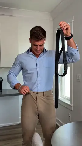 No buckle? No problem! 🚨 This belt fixes your pants fit 🔥 #NoBuckleBelt #TikTokMadeMeBuyIt #FYP #CasualFit