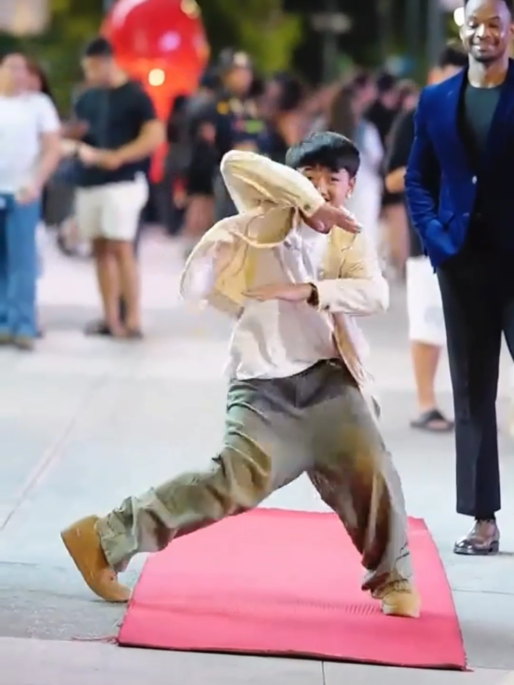 Social experiment #kindness #humanity #socialexperiment #respect #foryou 