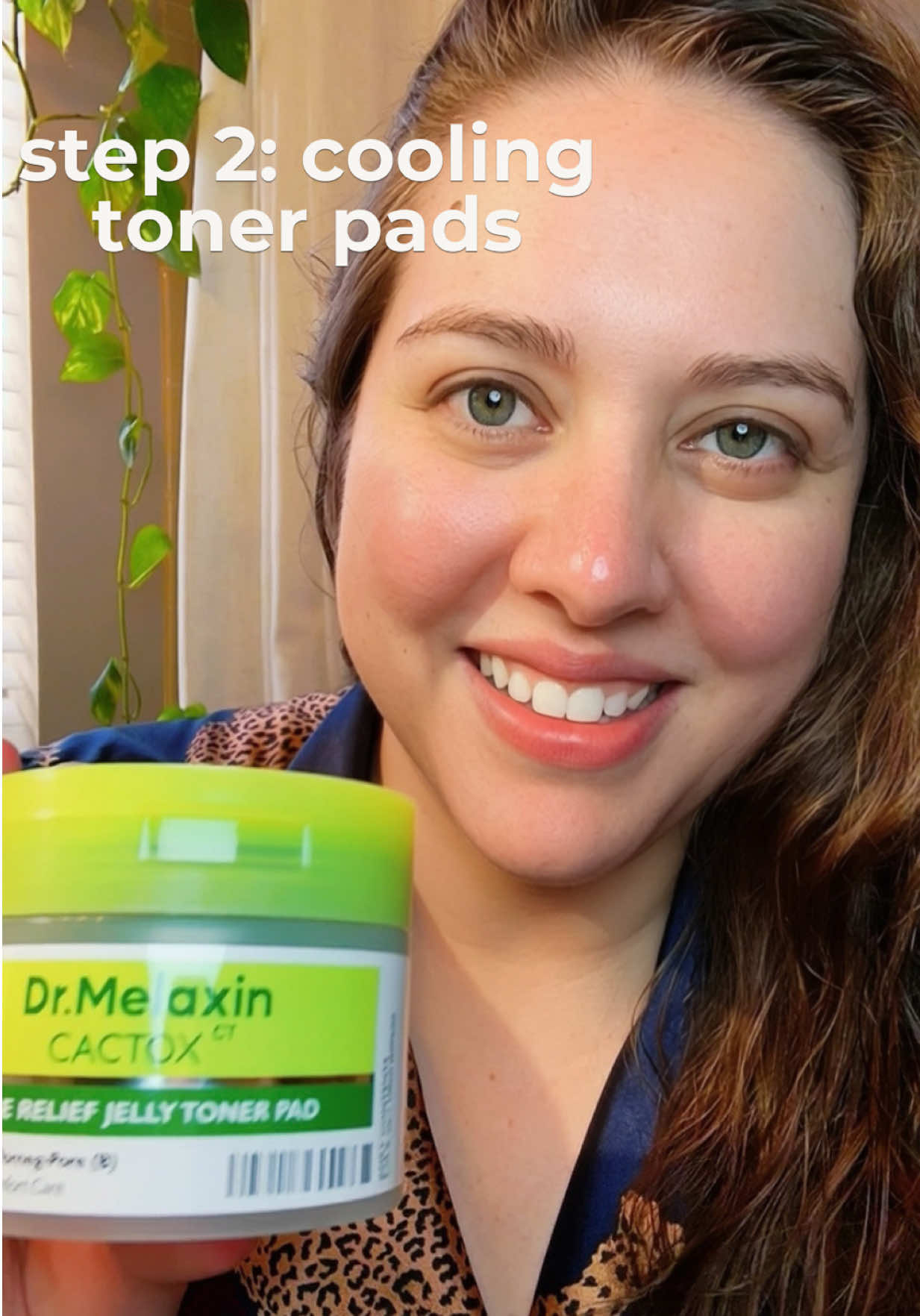 Step 2 of the Dr. Melaxin pore care system, and this might be my favorite step so far. 💚 These cooling jelly toner pads felt incredible on my sensitive skin. If your face gets red, warm, or easily irritated (hello, Red Cheek Baddie Club 🙋🏻‍♀️), these instantly felt refreshing while leaving my skin hydrated and comfortable. I’m sharing every step of this routine, so follow along if you want to see how the full system performs. #DealsforyouDays #sensitiveskin #skincareroutine #porecare #creatorsearchinsights @Dr.Melaxin 