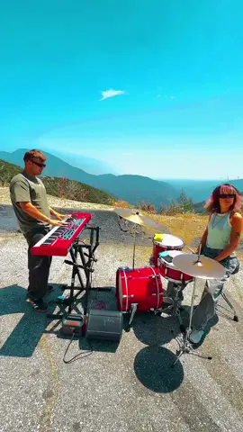 Whats better than ONE Incredible musician??……TWO! #Dru#DrumClubu#Drummeru#DrummerLifeu#DrumTokumCommunity @Roni Kaspi @Jesus Molina 