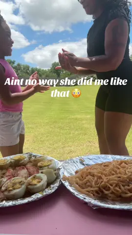 We gotta run this back asap 😂 #rockpaperscissors #seafood #buldak 