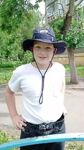 @молодой рубль #молодойрубль #раньшеянеумеллетать #чистогипотетически #боняра #правыйдвиж 