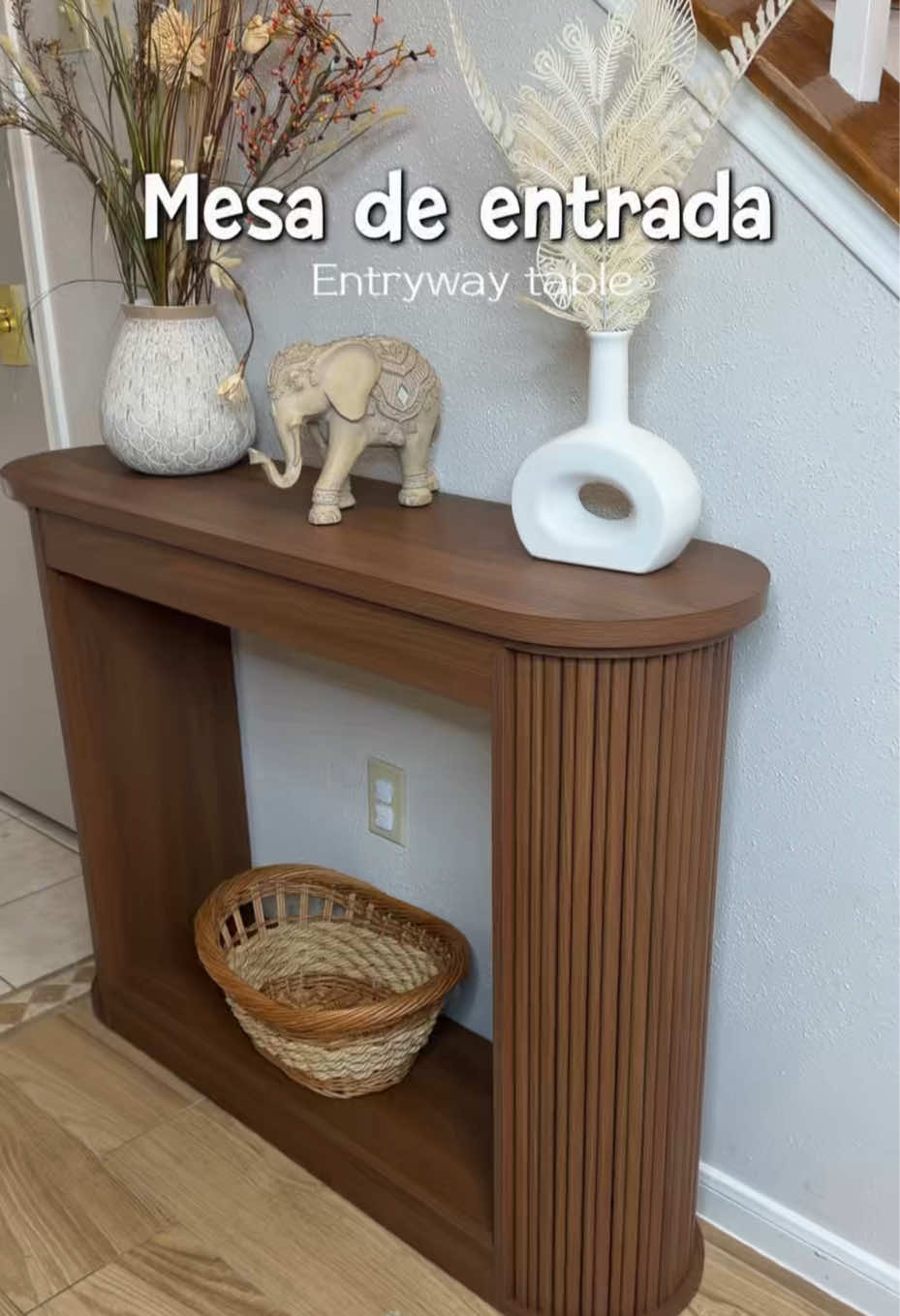 Mesa de entrada ❤️🥰  Entryway table #entrywaytable #decor  #homedecor #modernhome #viral 