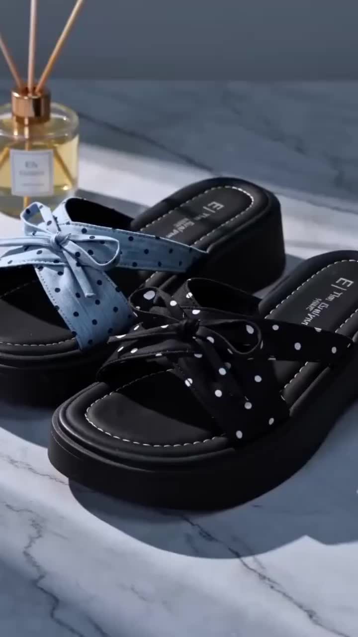 Dotted Bow Cross Strap Shoes, Enhanced Comfort, Thick Sole, Sweet Casual Style, Multiple Colors Available, Versatile Fashion Slippers #comfortshoes #summershoeswomen #summershoesforwomen #shoefashion #bestshoes #sliponfootwear #popularshoes #sandalsforsummer #womensplatformshoes #flatshoesforwomen