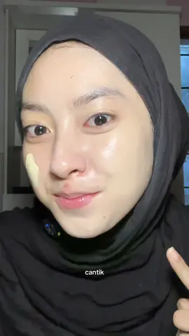 daycream pendatang baru tapi diluar ekspektasi🫠🫶🏻 #glowinglimadetik #daycreamviral #skinbarier #wargaasing @Rosavie Beauty #rosaviebeauty 