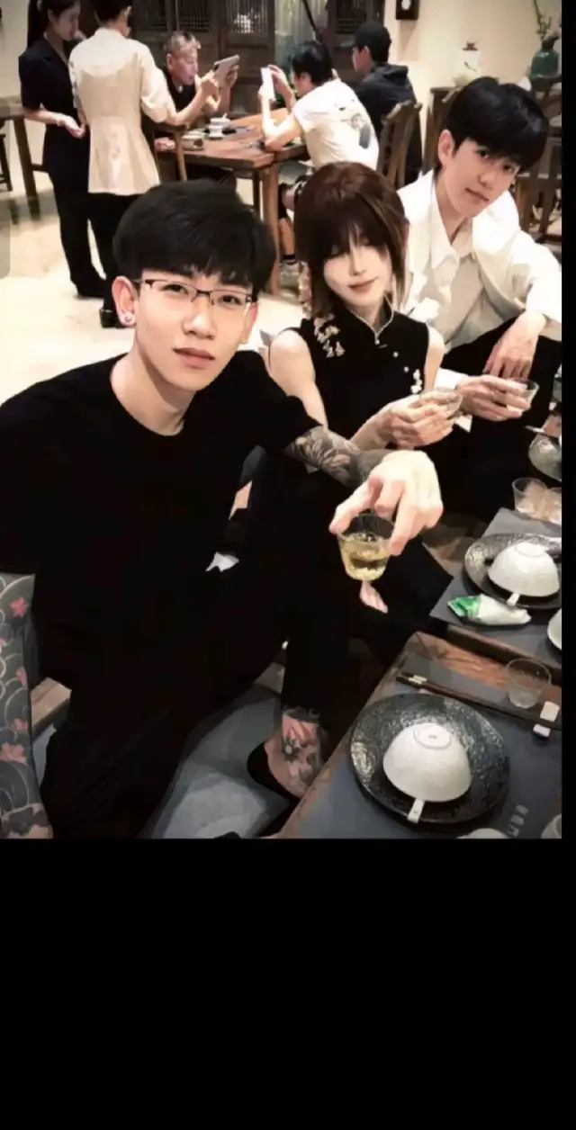 Chia sẻ ảnh mã hổ theo yêu cầu, ai cũng có thể gửi. Thật sự ít ảnh mã hổ lắm, ai thích thì gửi hoặc xem nhé. #kuaishou #xhuong #vairal #xhuongtiktok #wutongrui2580
