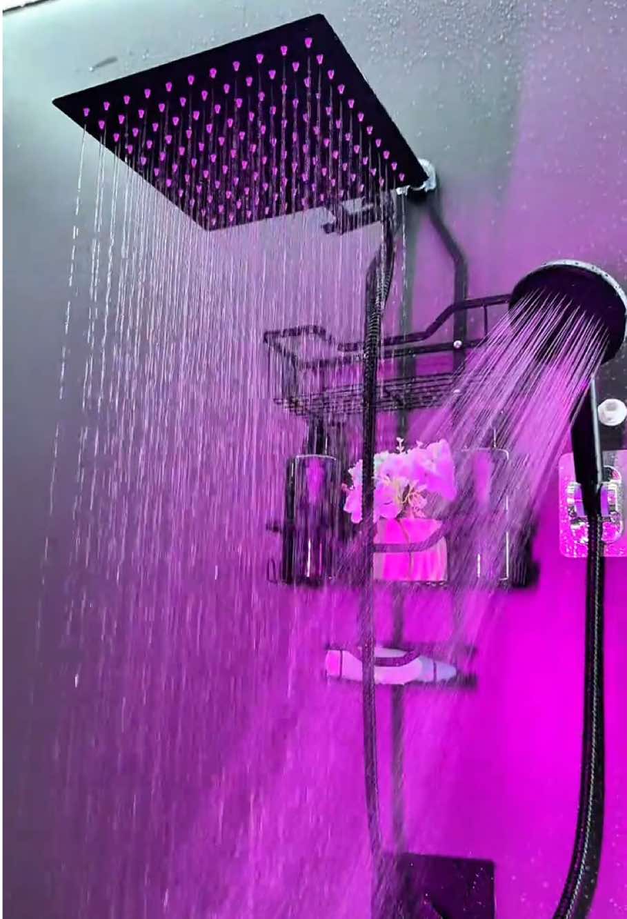 Shower = Skin Care | Level 20 Chlorine Filter The overhead shower bracket rotates completely to adjust the height to suit the height of the user. Combined with a densely spaced boosted nozzle, it ensures a strong and consistent flow from any angle. #Tiktokshop #shower #bathroomshower #skincareshower #bathroom#weeklyeadls #FathersDayGift #DealsForYouDays 