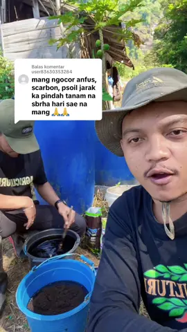 Membalas @user83630353284 sae na sekitar 5-7 hari sebelum tanam mang, kocor thricoderma anfush, sicarbon, powersoil, sebelum pindah tanam madodetkeun @Andri CL @Andri CL3 @GobangStromp #petani #petaniindonesia🇮🇩🇮🇩🇮🇩🌿🌿 #pembenahtanah #tanaman #cabai 