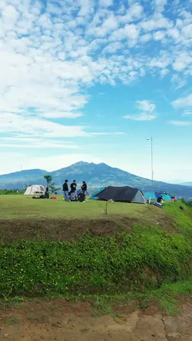 Camping ceria dan anti macet Kapan kalian kesini??? #puncakhalimuncampbogor #campceria #campbogor #camping 