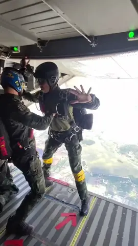 SKYDIVE CAVALRY