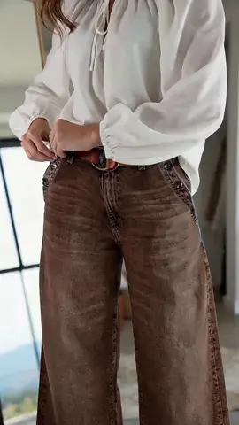 Women's Multi-Button Wide Leg Casual Jeans, High-Quality Stylish and Comfortable Denim Jeans, Starched Jeans for Everyday #highwaistpantsforwomen #denimrompers #highwaistedpants #denimfinds #womenjeanshorts #falljeans #newyearnewdenim #jeanswideleg #menswidelegjeans #oversizejeans