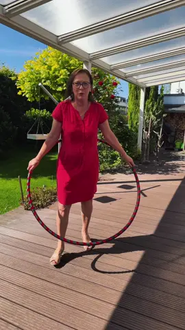 Einen schönen Freitag wünsche ich Euch ☀️😎☀️🍀 #hulahoop #jphulahoop #hulahoopdance #joy #vitality 
