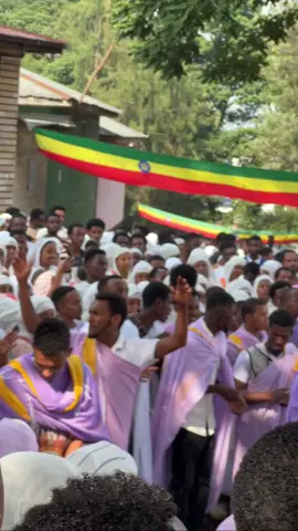 ቅዱስ ሚካኤል ወዳጅ ነህ ለሁሉ. . . . #ኦርቶዶክስ_ተዋህዶ_ፀንታ_ለዘለዓለም_ትኑር #ሰኔ_12_የቅዱስ_ሚካኤል_ዓመታዊ_በዓል #ቅዱስሚካኤል💚💛♥️ #ማህበረቅዱስቂርቆስ 