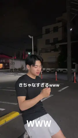 弟の謎行動にびっくりww あらゆるところにマイク突っ込んでるわww #弟を隠し撮りしてみた #社会人 #兄弟 #03 