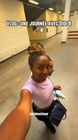 Voici mon vlog de la journée d’hier avec @Didi B 😛😛😛 En espérant qu’il vous plaira !❤️  🔌@Urban Star Afrika  📍@MCMG PARIS🎧  @IVK🇨🇮 @VIOLETTA💜🇨🇮 @Say’M♥️ @ÉBÈNE 🍯 @Namory Toure @25csa  